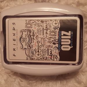 TOP TRUMPS FRIENDS QUIZ  CARD GAME